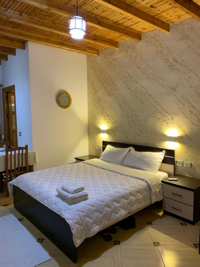 Rias Vlorë